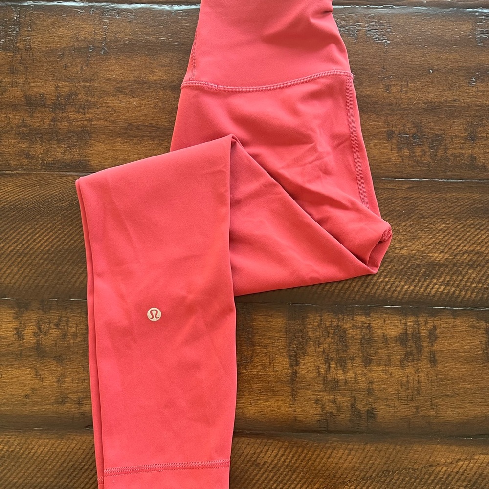 Lululemon Wunder Train